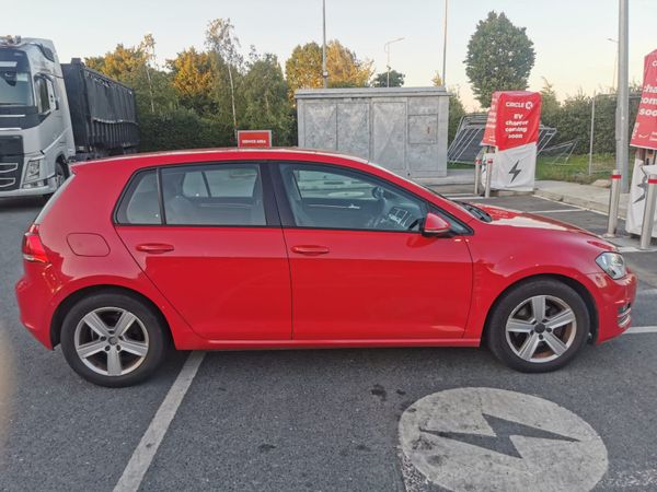Volkswagen Golf Estate, Diesel, 2013, Red