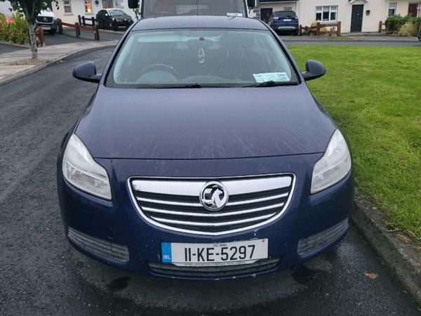 Vauxhall Insignia Hatchback, Diesel, 2011, Blue