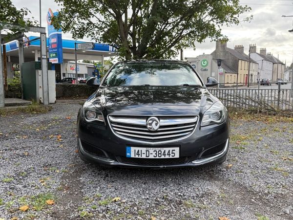Vauxhall Insignia Hatchback, Diesel, 2014, Black
