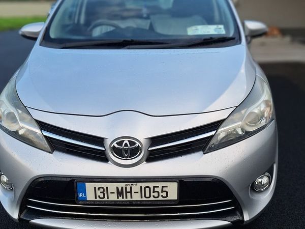 Toyota Verso MPV, Diesel, 2013, Silver