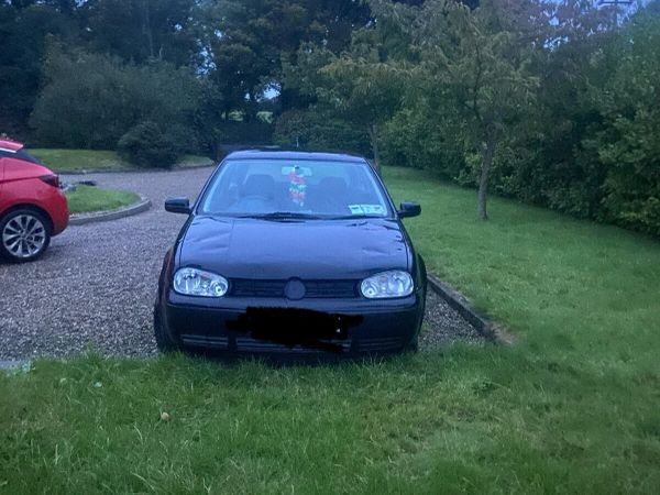Volkswagen Golf Hatchback, Petrol, 2000, Black