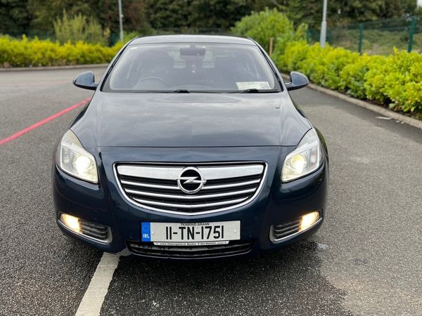Opel Insignia Saloon, Diesel, 2011, Blue