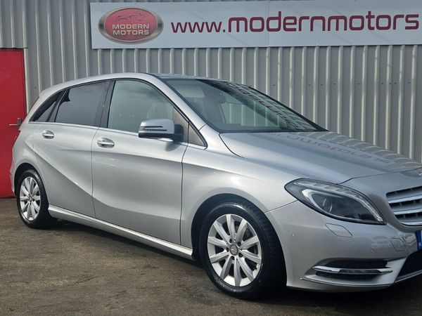 Mercedes-Benz B-Class MPV, Petrol, 2014, Silver