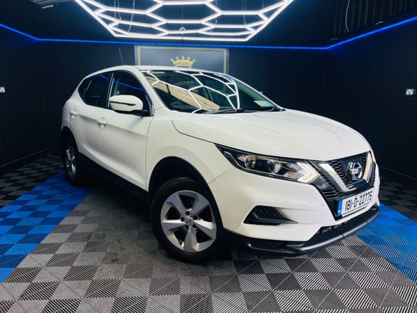 Nissan Qashqai MPV, Petrol, 2018, White