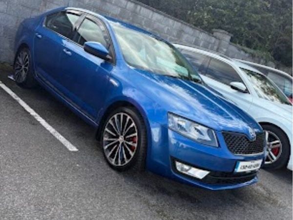 Skoda Octavia Hatchback, Diesel, 2013, Blue