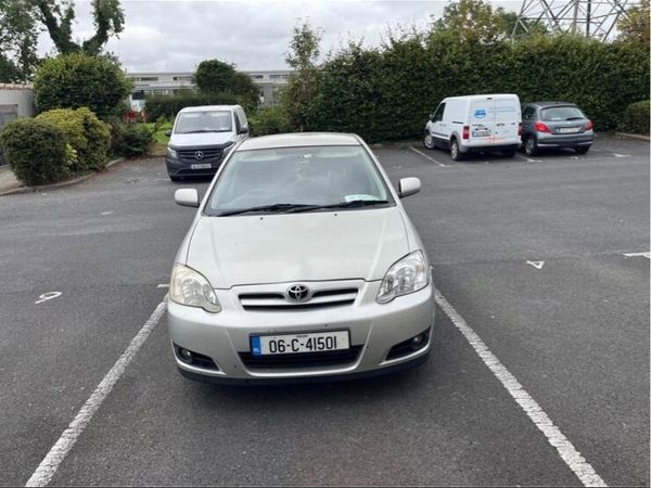 Toyota Corolla Hatchback, Diesel, 2006, Silver