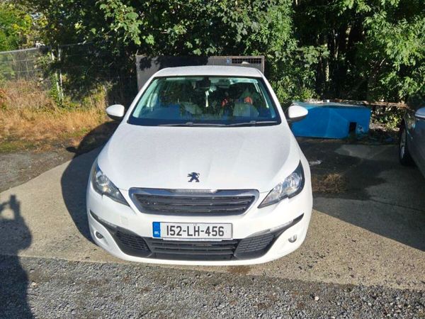 Peugeot 308 Hatchback, Diesel, 2015, White