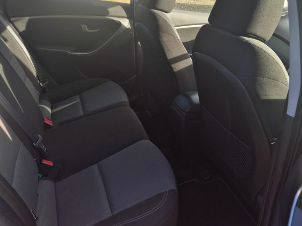 Hyundai i30 MPV, Diesel, 2012, Black