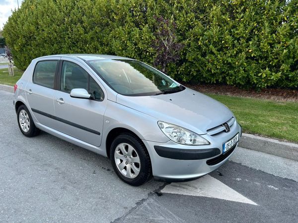 Peugeot 307 Hatchback, Petrol, 2005, Grey