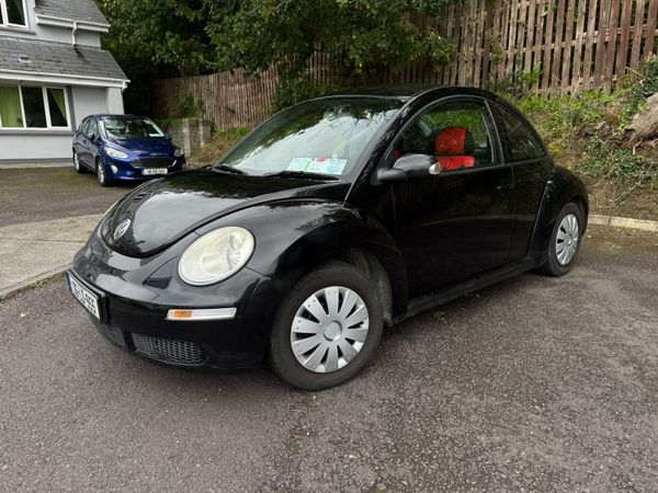 Volkswagen Beetle Hatchback, Petrol, 2006, Black