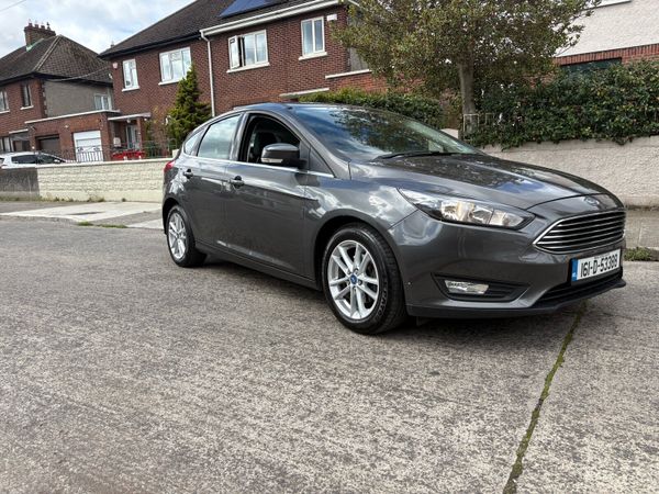 Ford Focus Hatchback, Diesel, 2016, Grey
