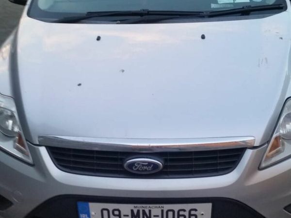 Ford Focus Hatchback, Diesel, 2009, Silver