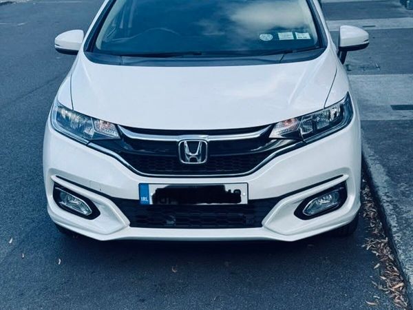 Honda Fit Hatchback, Petrol Hybrid, 2018, White