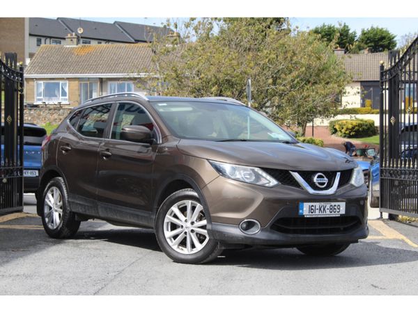 Nissan Qashqai MPV, Diesel, 2016, Brown