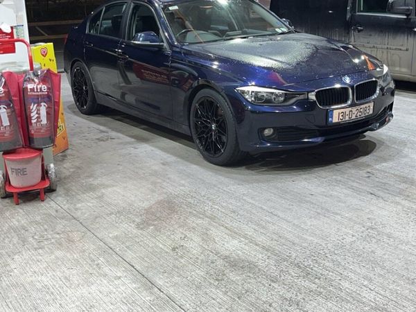 BMW 3-Series Saloon, Diesel, 2013, Blue