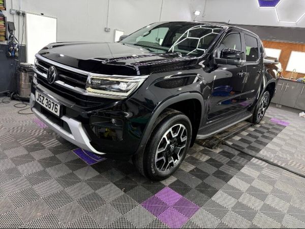Volkswagen Amarok Pick Up, Diesel, 2023, Black