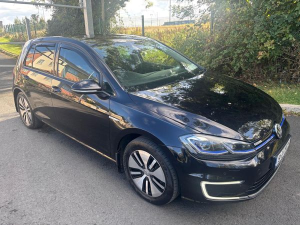 Volkswagen Golf Estate, Electric, 2019, Black