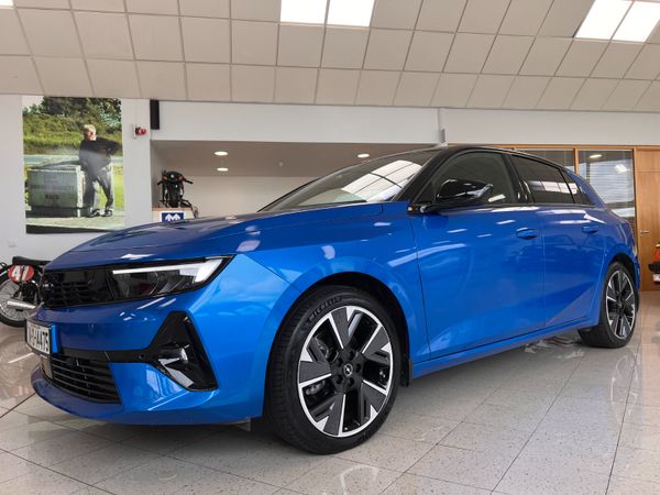 Opel Astra Hatchback, Electric, 2024, Blue
