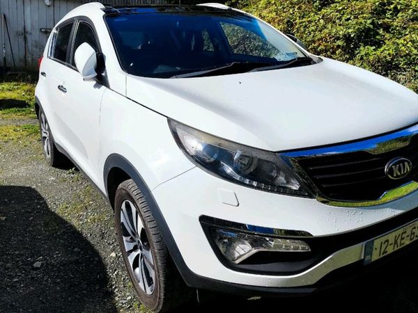 Kia Sportage SUV, Diesel, 2012, White
