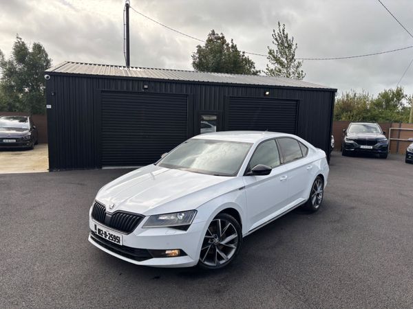 Skoda Superb Hatchback, Diesel, 2018, White