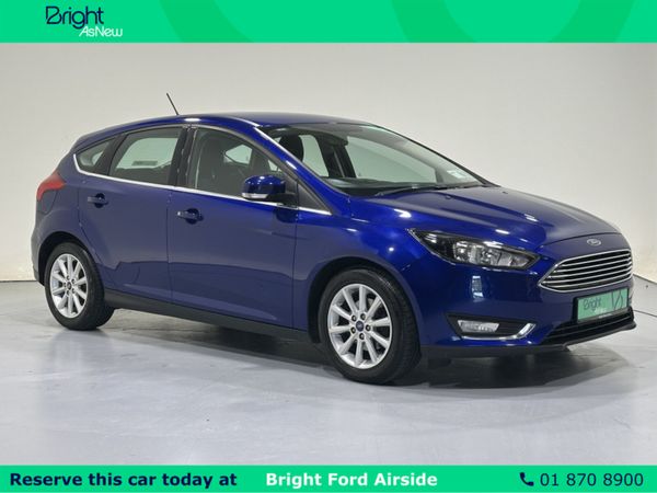 Ford Focus Hatchback, Diesel, 2017, Blue