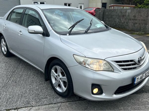 Toyota Corolla Saloon, Diesel, 2011, Silver