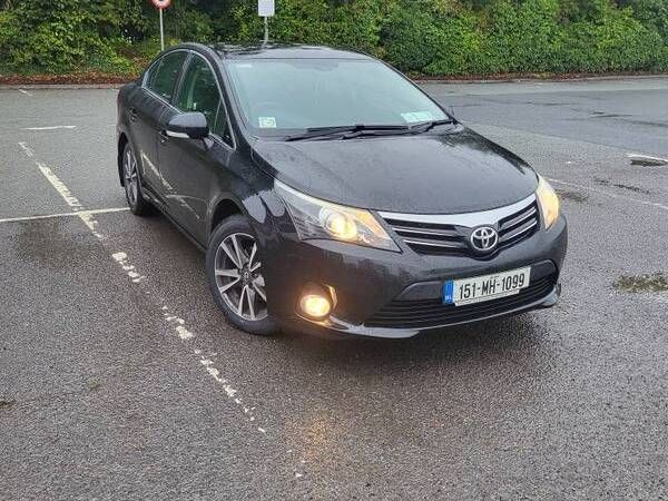Toyota Avensis Saloon, Diesel, 2015, Black
