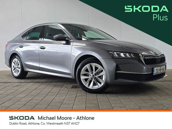 Skoda Octavia Saloon, Diesel, 2025, Grey