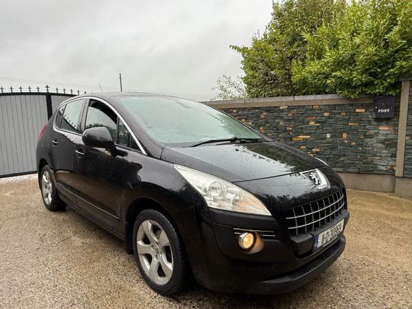 Peugeot 3008 MPV, Diesel, 2011, Black