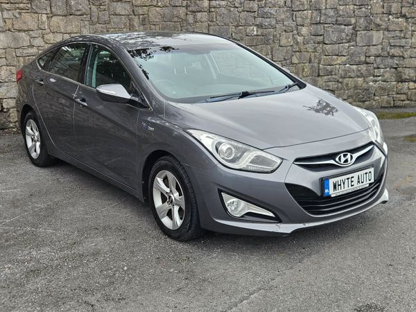 Hyundai i40 Saloon, Diesel, 2015, Silver