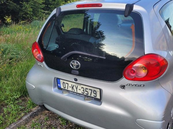 Toyota Aygo Hatchback, Petrol, 2007, Silver