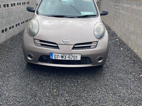 Nissan Micra Hatchback, Petrol, 2007, Gold