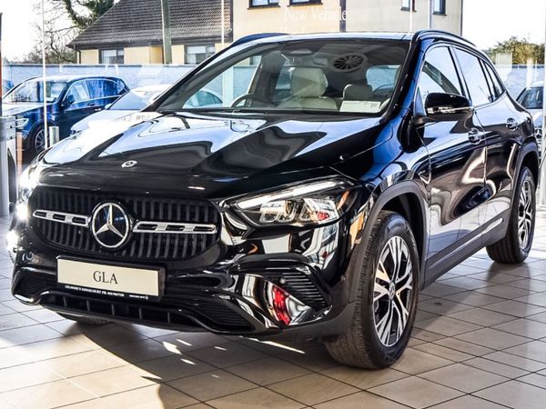 Mercedes-Benz Other MPV, Diesel, 2025, Black