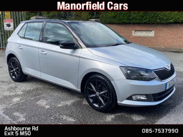 Skoda Fabia Hatchback, Petrol, 2015, Silver