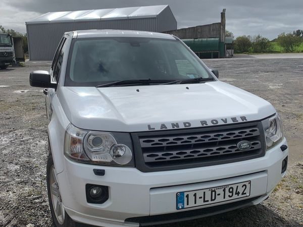 Land Rover Freelander SUV, Diesel, 2011, White