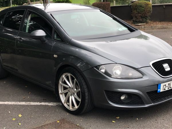 SEAT Leon Hatchback, Diesel, 2012, Grey