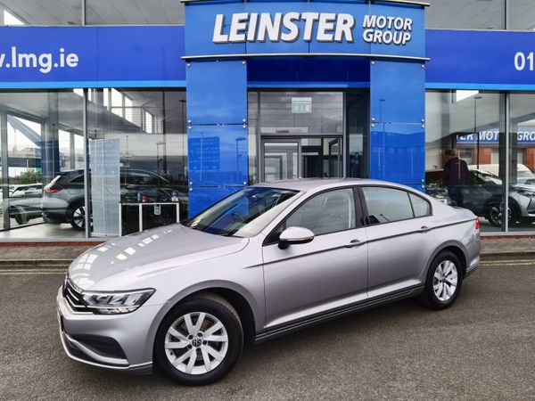 Volkswagen Passat Saloon, Diesel, 2021, Grey