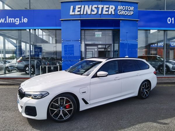 BMW 5-Series Estate, Petrol Plug-in Hybrid, 2022, White