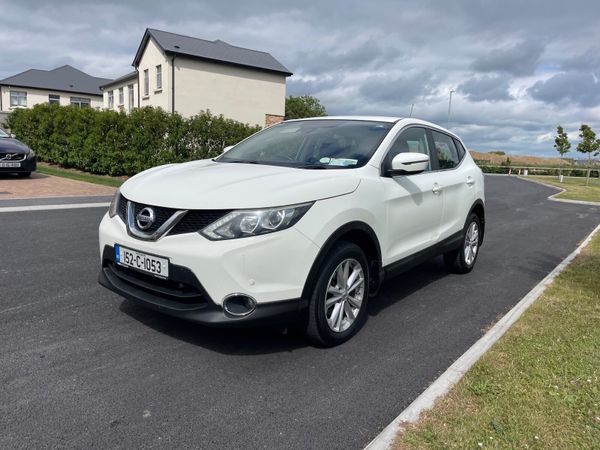 Nissan Qashqai Hatchback, Diesel, 2015, White