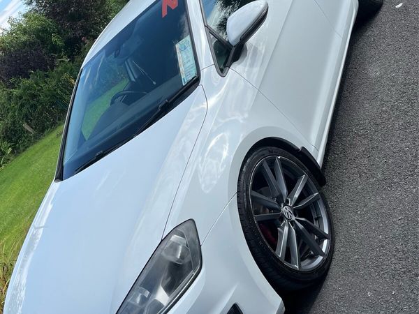 Volkswagen Golf Hatchback, Diesel, 2013, White