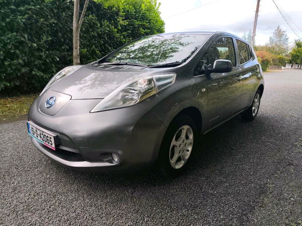 Nissan Leaf Hatchback, Electric, 2015, Grey