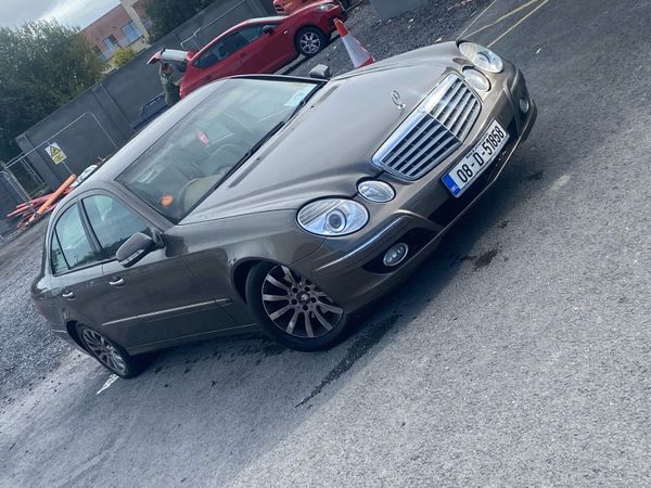 Mercedes-Benz E-Class Saloon, Petrol, 2008, Grey