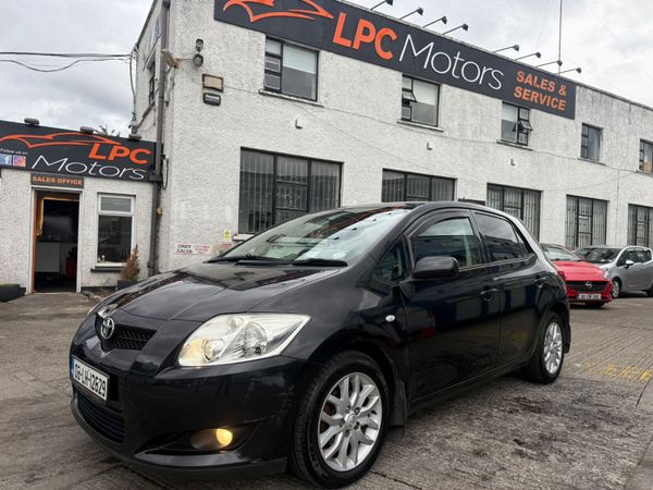 Toyota Auris Hatchback, Petrol, 2008, Black