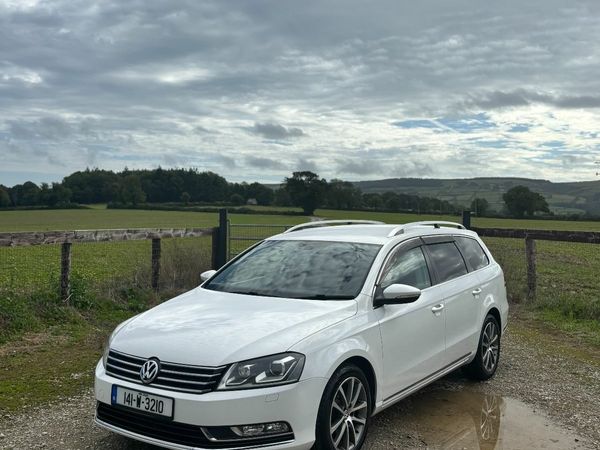 Volkswagen Passat Estate, Petrol, 2014, White