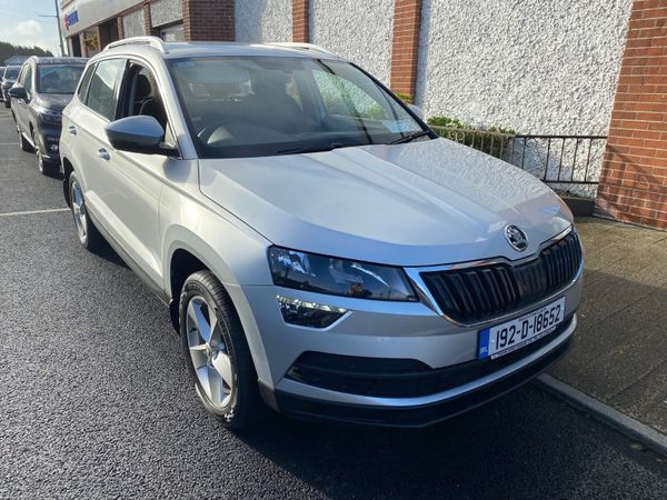 Skoda Karoq Estate/Jeep, Petrol, 2019, Grey