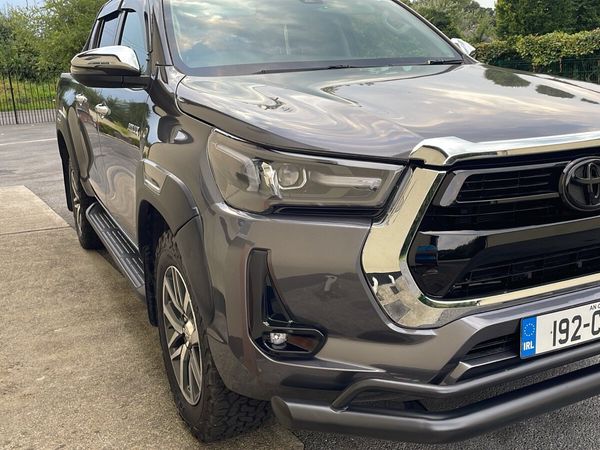Toyota Hilux Pick Up, Diesel, 2019, Grey