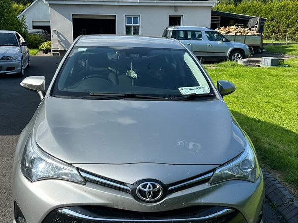 Toyota Avensis Saloon, Diesel, 2016, Grey