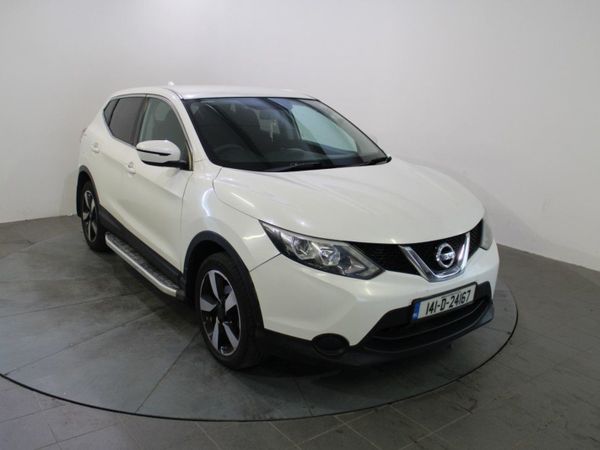 Nissan Qashqai Hatchback, Diesel, 2014, White