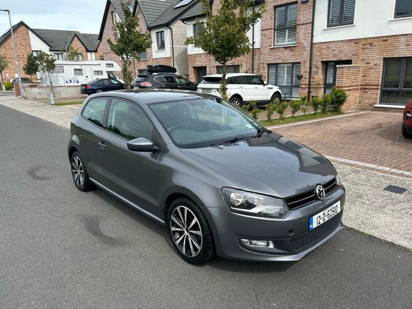 Volkswagen Polo Hatchback, Petrol, 2012, Grey