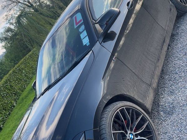 BMW 1-Series Hatchback, Diesel, 2012, Black